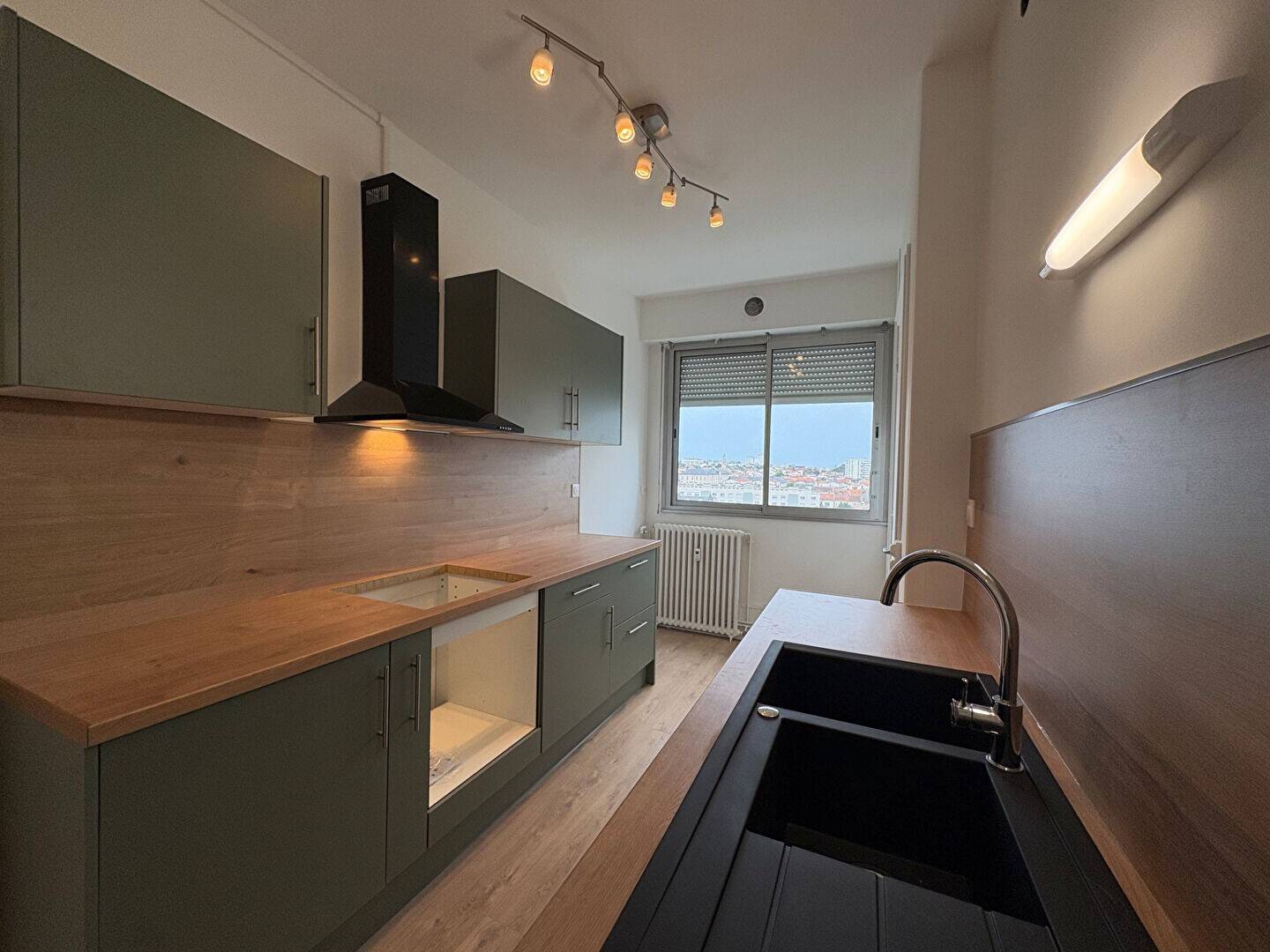 Maison à louer, 108m², LA ROCHELLE