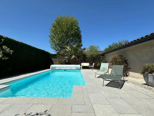 Maison de plain-pied à vendre 385 000 € 5 pièces 4 chambres 102 m² 592 m² de terrain Est Saint Vincent de Tyrosse 40230