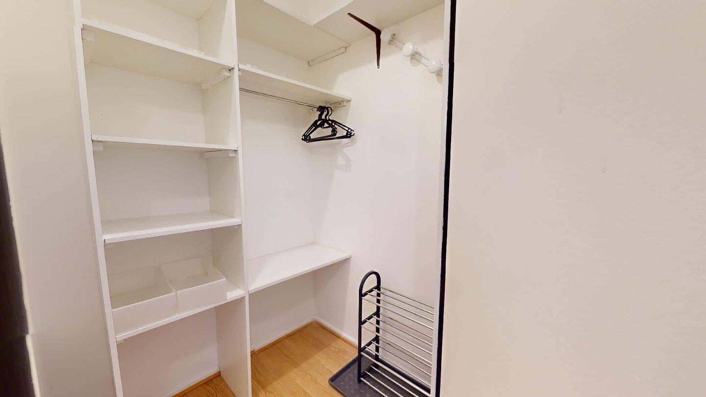 Room in Avenue Salvador Allende, Villeurbanne for 98 m² with 3 b — 12