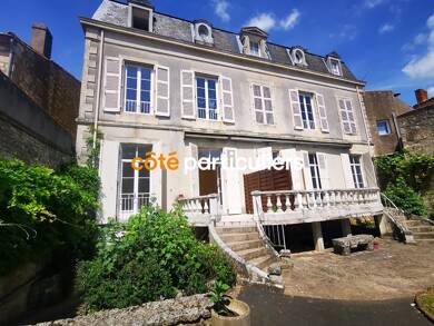 Appartement à louer 920 € 4 pièces 2 chambres 76 m² 2 étages Lucon 85400