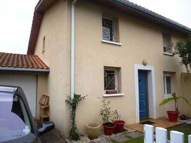 Maison jumelée à louer 890 € 5 pièces 4 chambres 99 m² 400 m² de terrain Biarnes Saint-Pierre-du-Mont 40280