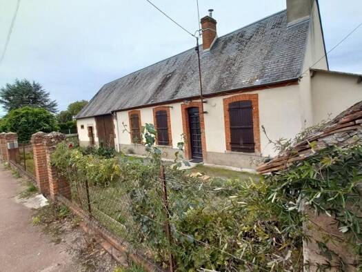 Maison à vendre 131 200 € 4 pièces 3 chambres 77 m² 1 708 m² de terrain Les Bordes 45460