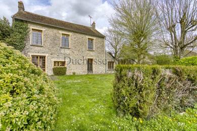 Maison à vendre 320 000 € 8 pièces 3 chambres 250 m² 951 m² de terrain Septeuil 78790
