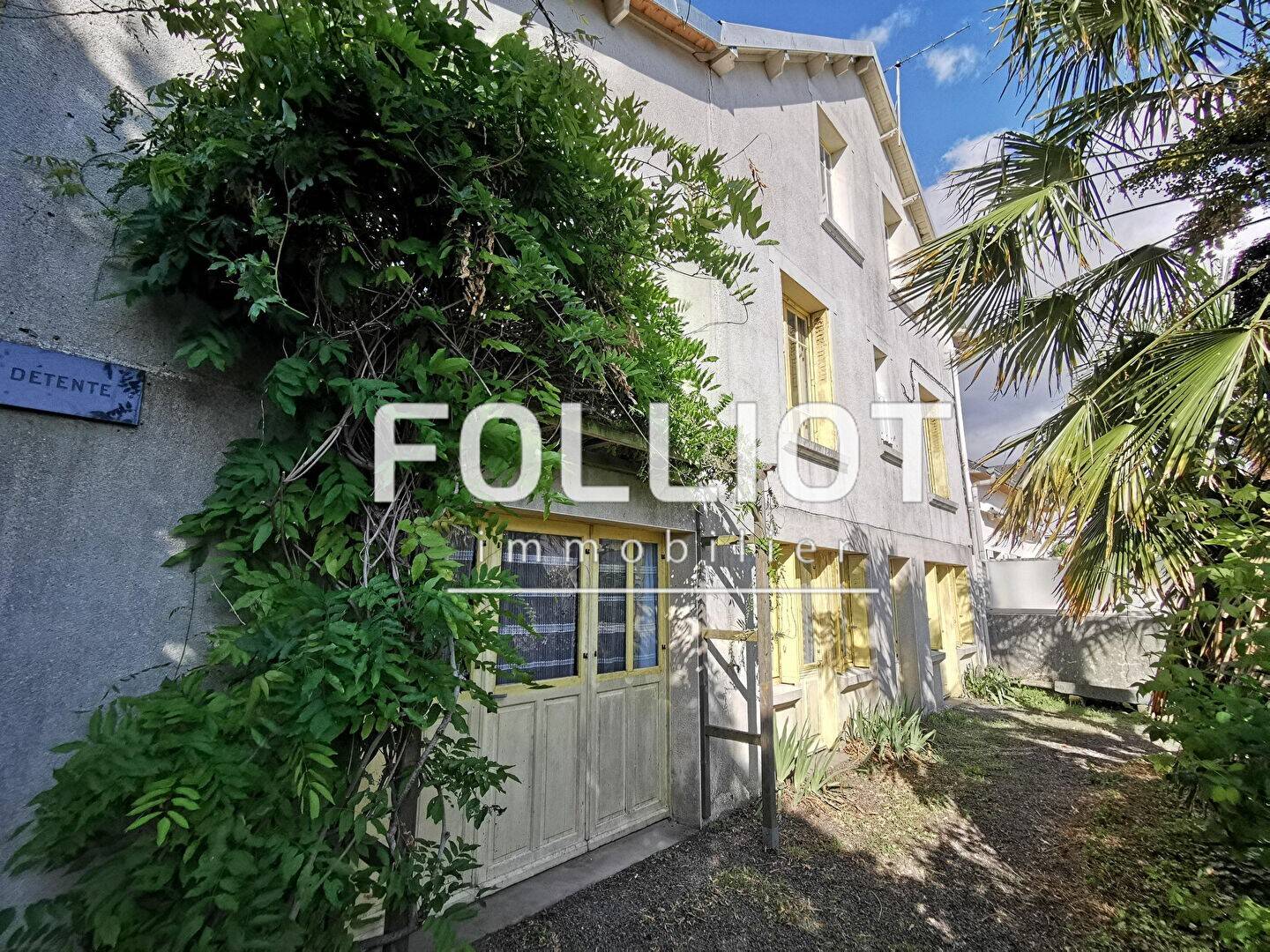 Maison à vendre, 230m², SAINT JEAN LE THOMAS