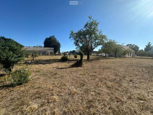 Terrain constructible à vendre 47 700 € 2 010 m² de terrain Saint-Georges-sur-Cher 41400