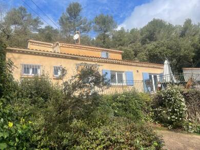 Maison à vendre 580 000 € 3 pièces 2 chambres 90 m² 3 800 m² de terrain Signes 83870