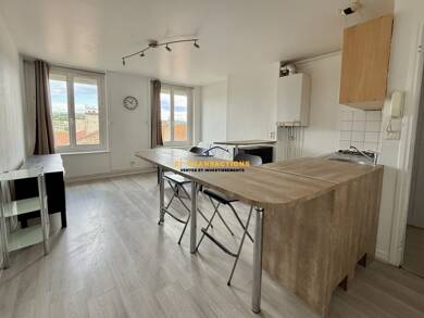 Appartement à louer 495 € 2 pièces 1 chambre 33 m² Étage 2/3 Villars 42390