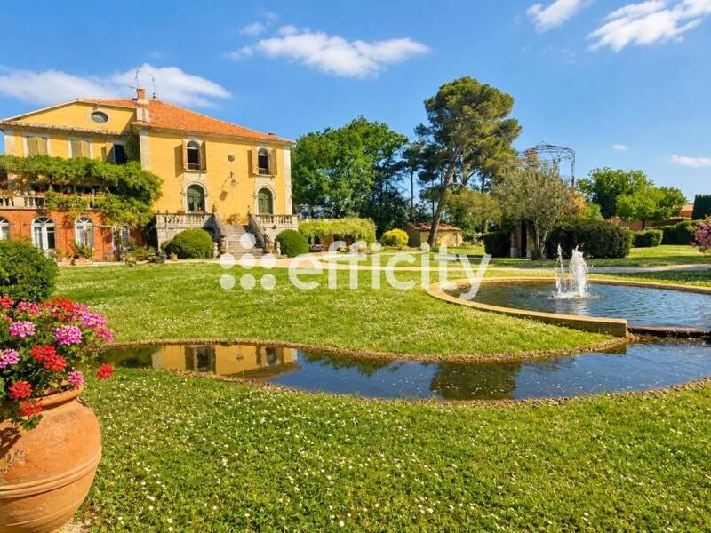 Maison à vendre, 1000m², ENTRAIGUES SUR LA SORGUE