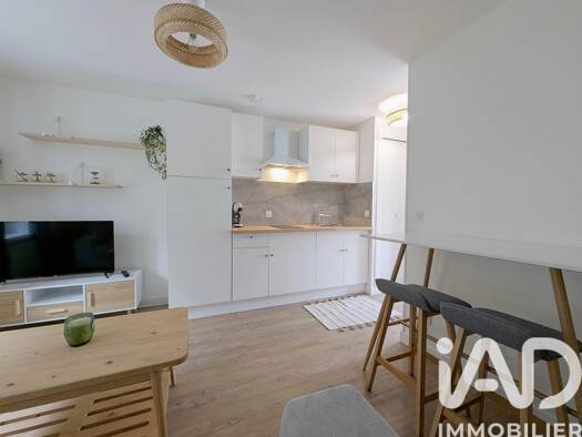 Appartement à louer 1 200 € 1 pièce 21 m² RDC/1 Le Breuil Épinay-sur-Orge 91360