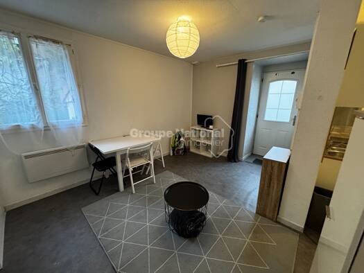 Appartement à louer 565 € 2 pièces 1 chambre 28 m² RDC Grand Charran-Faventines Valence 26000