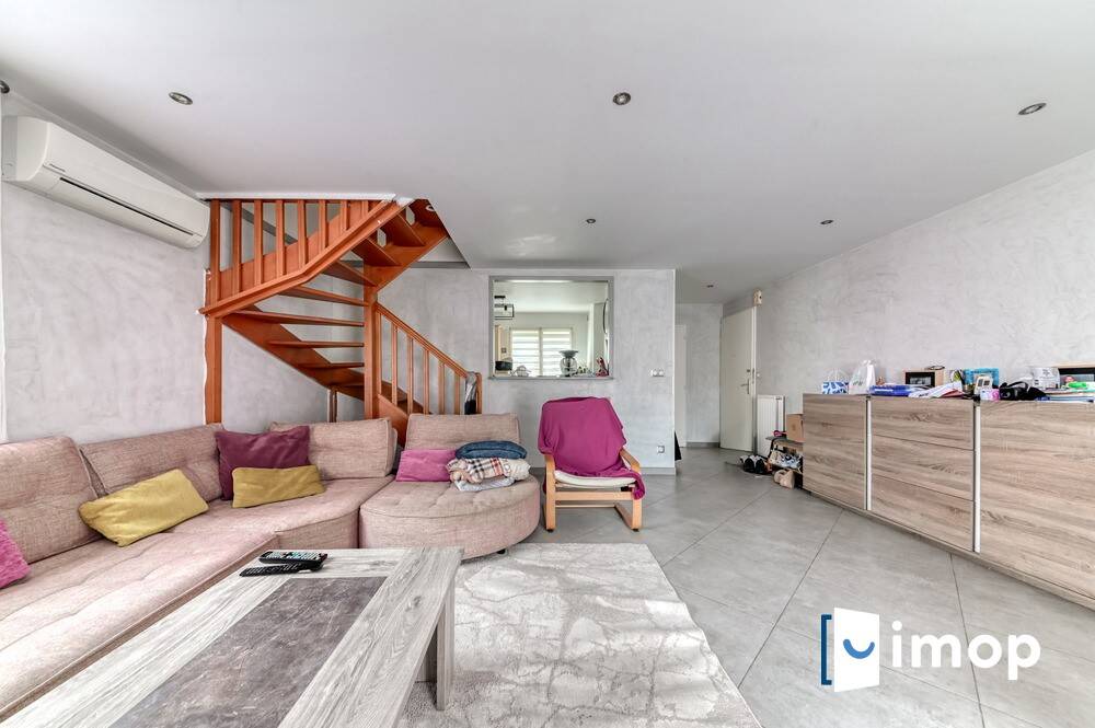 Maison à vendre, 110m², VENISSIEUX
