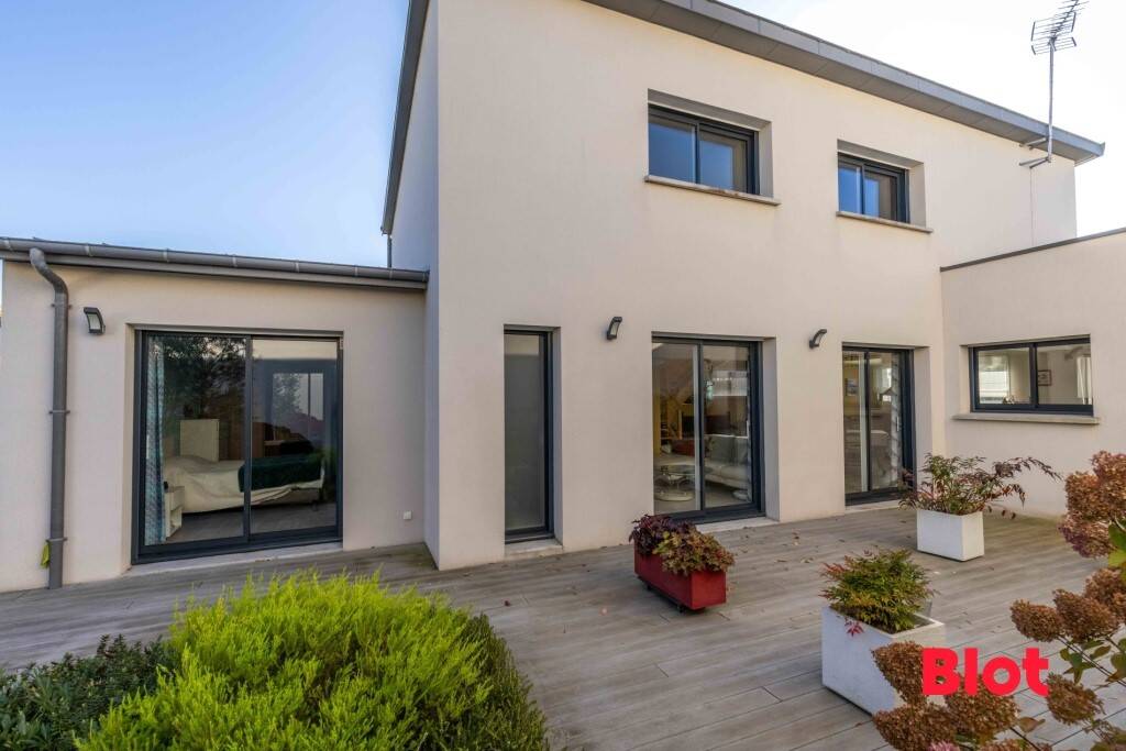 Maison à vendre, 130m², LA MEZIERE