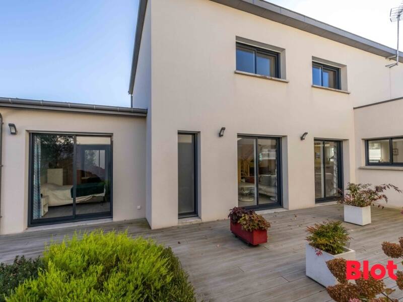Maison à vendre, 130m², LA MEZIERE