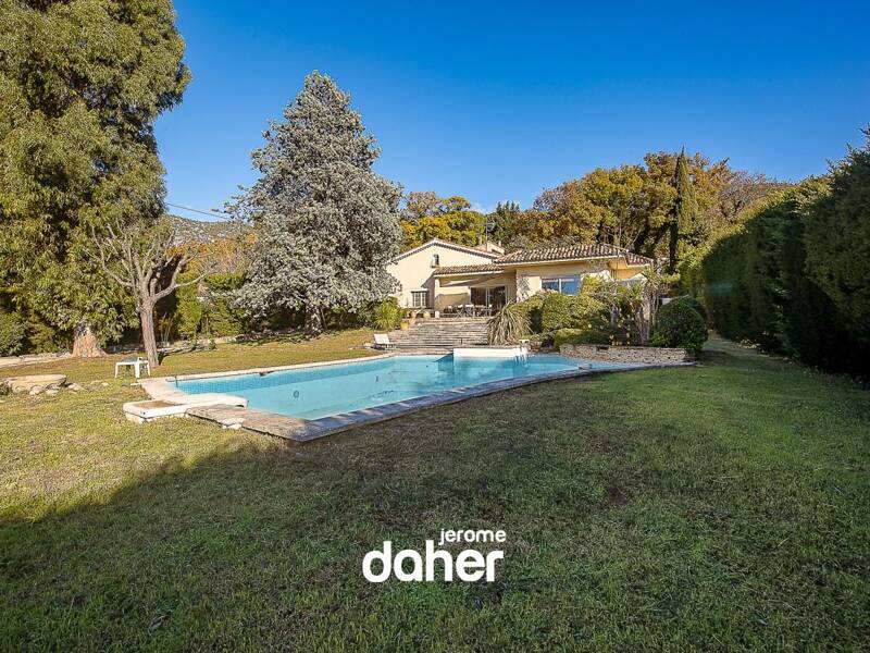 Maison à vendre, 194m², GEMENOS