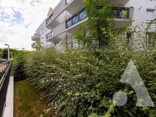 Appartement à vendre 149 000 € 2 pièces 1 chambre 44 m² RDC/4 Centre Urbain-Coquibus Évry-Courcouronnes 91000