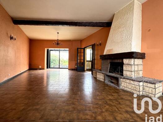 Maison à vendre 220 000 € 4 pièces 3 chambres 112 m² 136 m² de terrain Hautmont-Mirabeau Mouvaux 59420