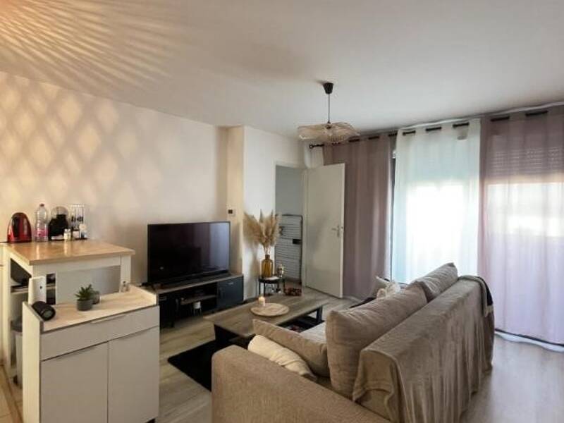 Maison à louer, 49m², ISNEAUVILLE