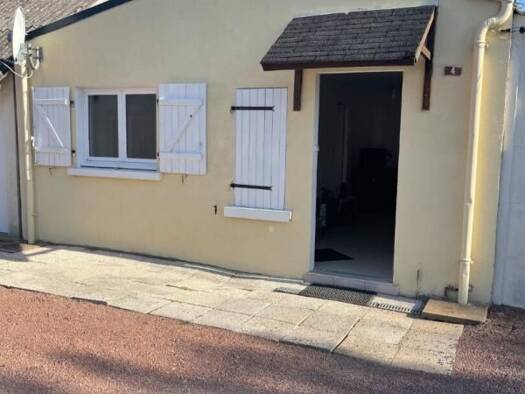 Maison de plain-pied à vendre 86 000 € 3 pièces 1 chambre 56 m² 122 m² de terrain Bagneux Saumur 49400
