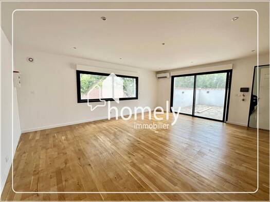 Appartement à vendre 220 000 € 2 pièces 1 chambre 47 m² 1er étage Saint Cannat 13760