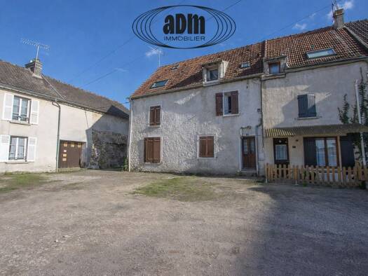 Immeuble à vendre 315 000 € 153 m² Saâcy-sur-Marne 77730