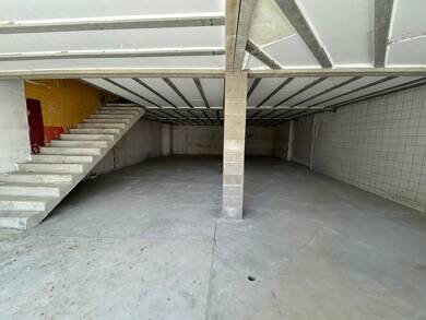 Immeuble à vendre 124 000 € 450 m² Lezignan Corbieres 11200