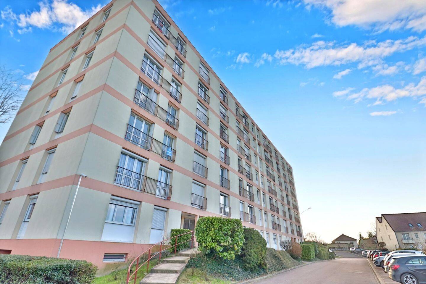 Maison à vendre, 25m², LA CHAPELLE SAINT LUC