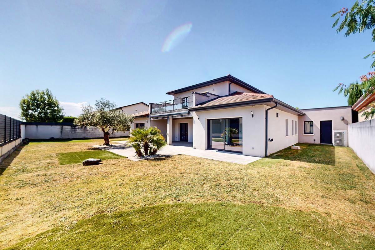 Maison à vendre, 214m², SAINT ROMAIN DE JALIONAS