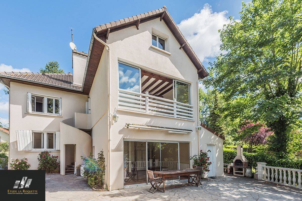 Maison à vendre, 280m², VILLEJUST