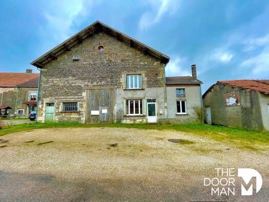 Maison à vendre 40 000 € 5 pièces 3 chambres 148 m² 170 m² de terrain Dammartin-sur-Meuse 52140