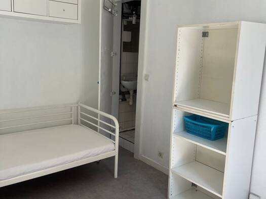 Studio à vendre 87 000 € 1 pièce 10,6 m² Étage 5/5 Gambetta Paris 20ème arrondissement 75020