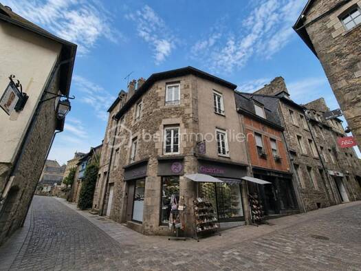 Duplex à vendre 174 000 € 2 pièces 1 chambre 74,07 m² Étage 1/2 Ville Intra Muros Dinan 22100