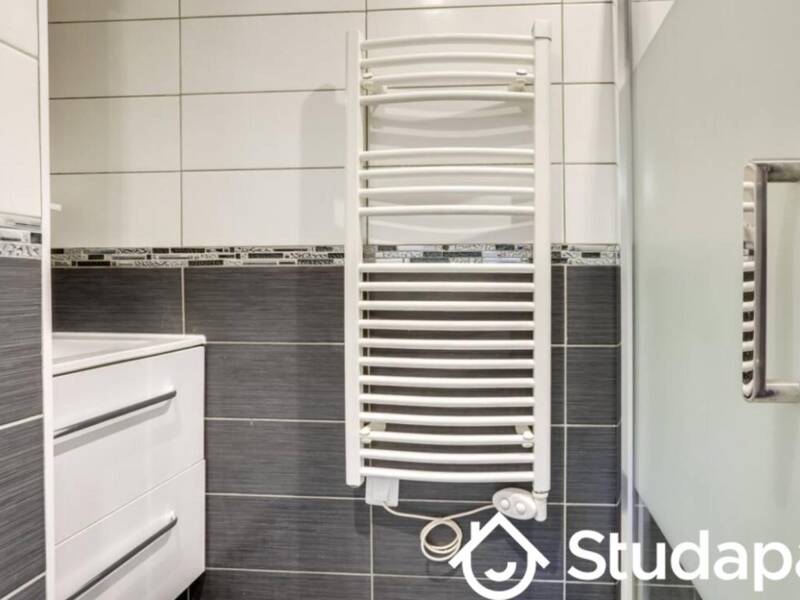 Maison à louer, 24m², PARIS 14E