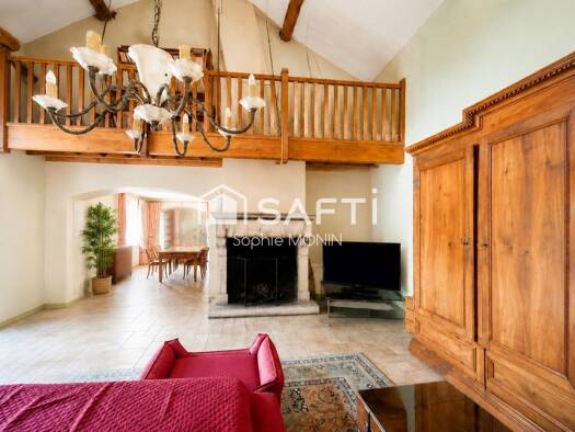 Ferme à vendre 364 000 € 6 pièces 3 chambres 208 m² 1 800 m² de terrain Laiz 01290