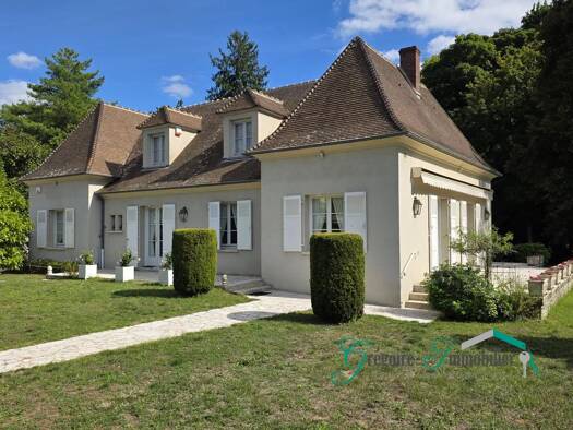 Maison à vendre 756 000 € 6 pièces 4 chambres 252 m² 2 020 m² de terrain Bourron-Marlotte 77780