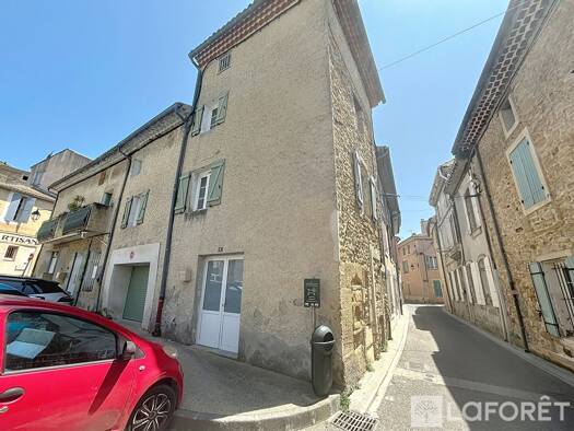 Maison à louer 840 € 4 pièces 3 chambres 88 m² Piolenc 84420