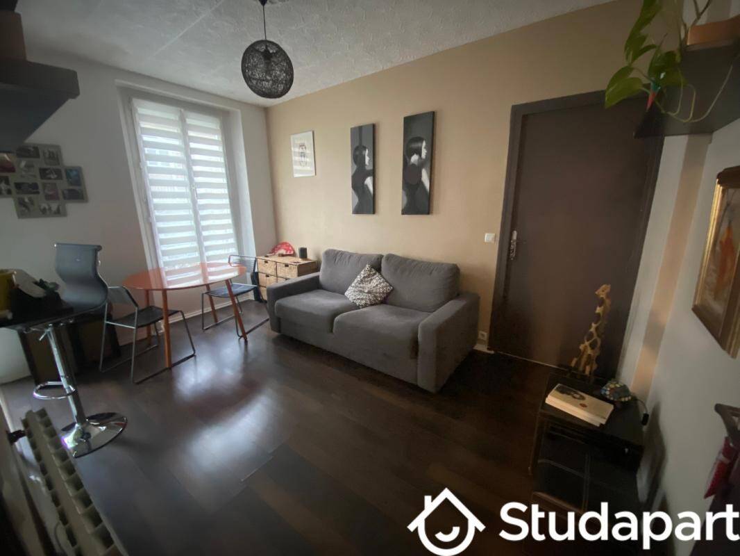 Maison à louer, 25m², IVRY SUR SEINE