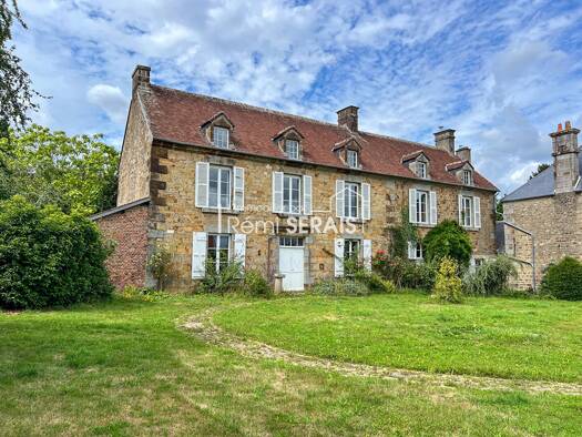 Maison à vendre 296 800 € 12 pièces 5 chambres 279 m² 4 056 m² de terrain Rânes 61150