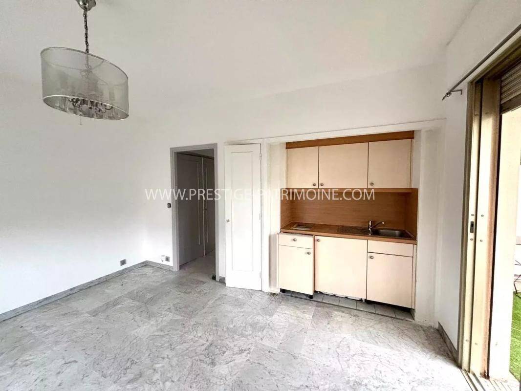 Maison à louer, 25m², CANNES