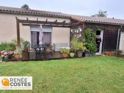 Maison en viager occupé Bouquet 66 150 € 4 pièces 2 chambres 72 m² 488 m² de terrain Sud St Maixent l Ecole 79400