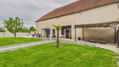 Maison de plain-pied à vendre 290 000 € 4 pièces 3 chambres 142 m² 1 784 m² de terrain Romilly-sur-Seine 10100