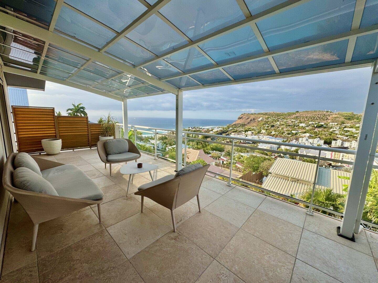 Maison à vendre, 360m², SAINT PAUL