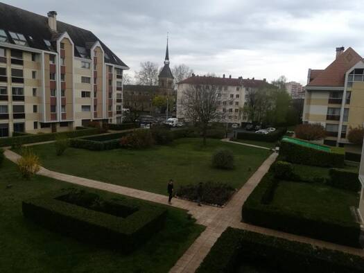 Appartement à louer 470 € 1 pièce 22 m² Bel Air Dijon 21000