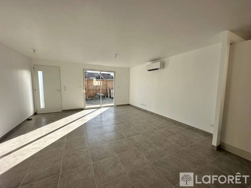 Maison à louer, 90m², SAINT JEAN D'ILLAC