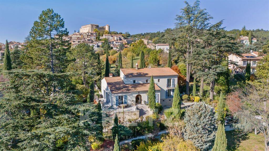 Maison à vendre, 255m², GREOUX LES BAINS