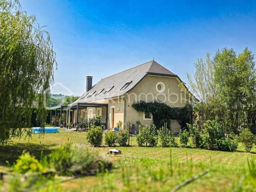 Maison à vendre 397 000 € 8 pièces 5 chambres 257 m² Montaut 64800