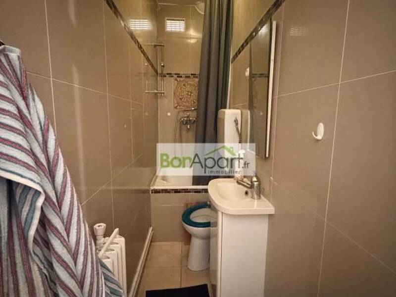 Maison à louer, 35m², PARIS 18E