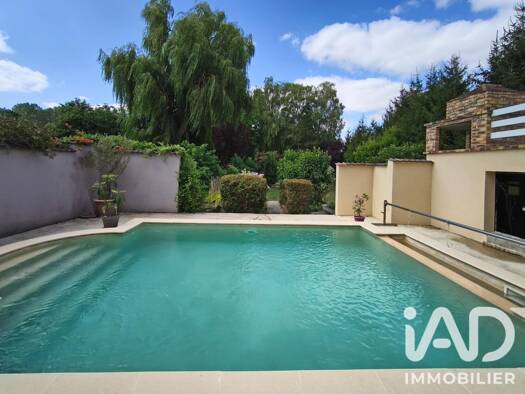 Maison à vendre 391 200 € 7 pièces 5 chambres 183 m² 1 492 m² de terrain Bétheniville 51490