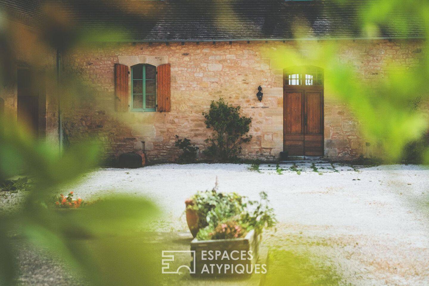 Maison à vendre, 730m², SAINT MEDARD D'EXCIDEUIL