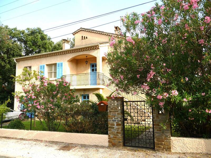 Maison à vendre, 175m², LA LONDE LES MAURES