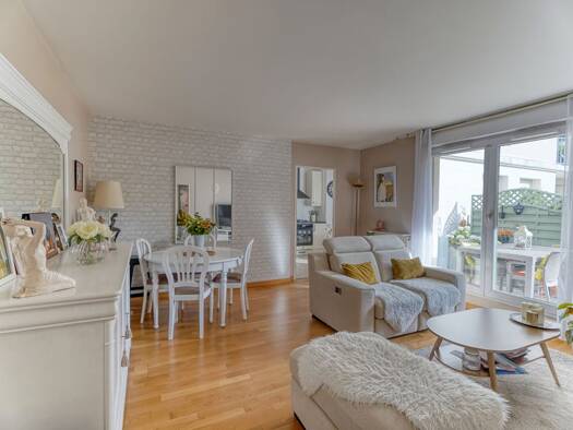 Appartement à vendre 262 500 € 3 pièces 69 m² RDC Bois de la Grille Guyancourt 78280